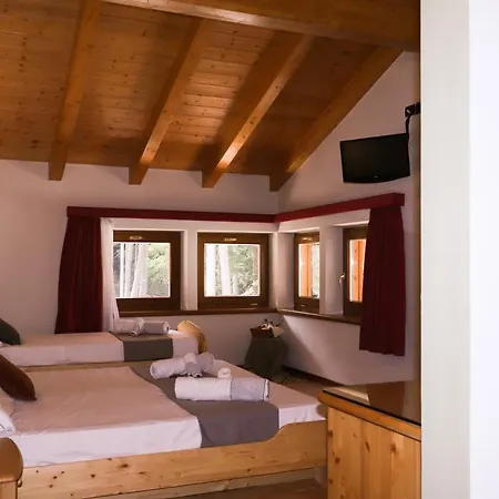 Parco Pineta Hotel *